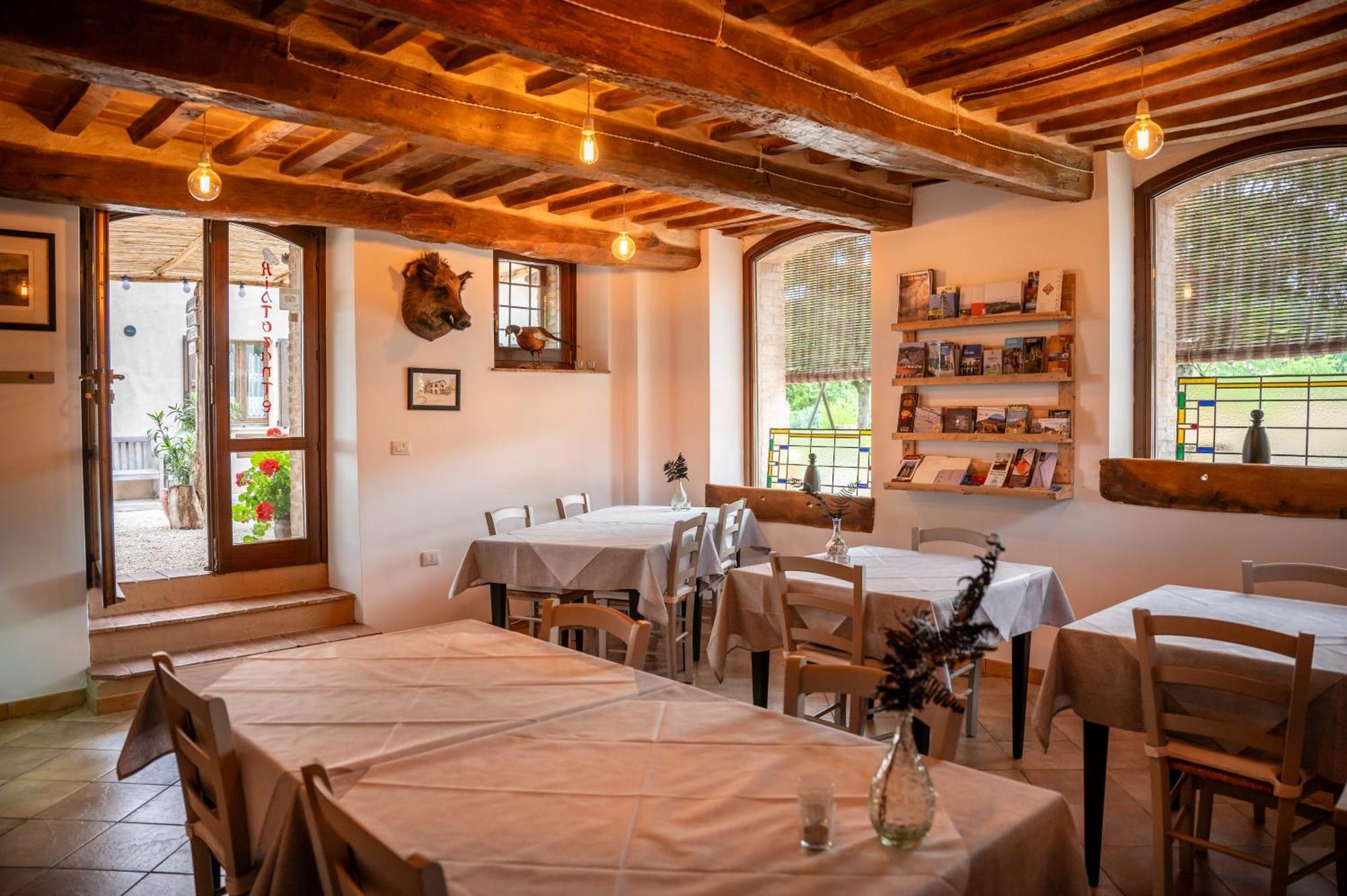 Agriturismo Il Castellaro Sassoferrato ภายนอก รูปภาพ